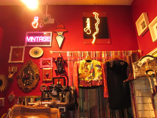 La mia storia con Sismica Vintage: dal sisma in Umbria al negozio vintage a Milano