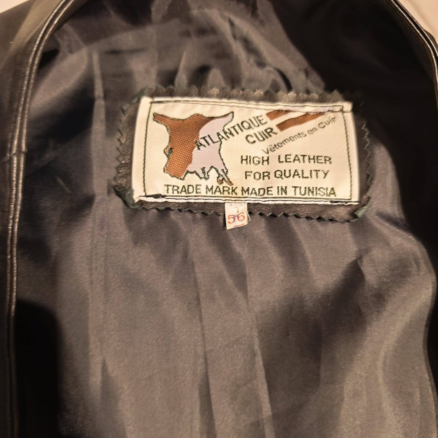 Gilet vintage in pelle nera