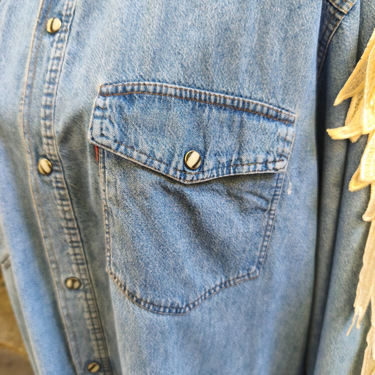 Camicia vintage in jeans customizzata Amy Winehouse Taglia L