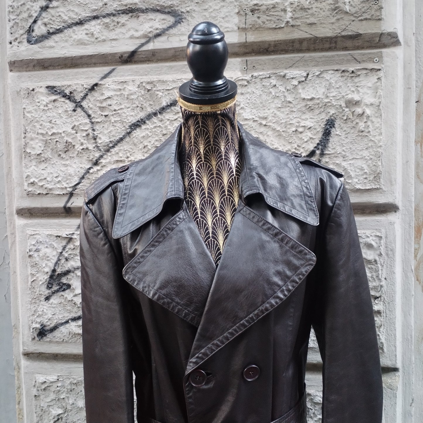 Trench vintage in pelle marrone