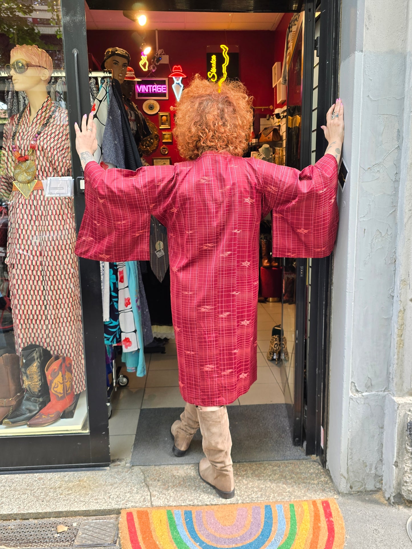 Kimono vintage con bottoni automatici bordeaux