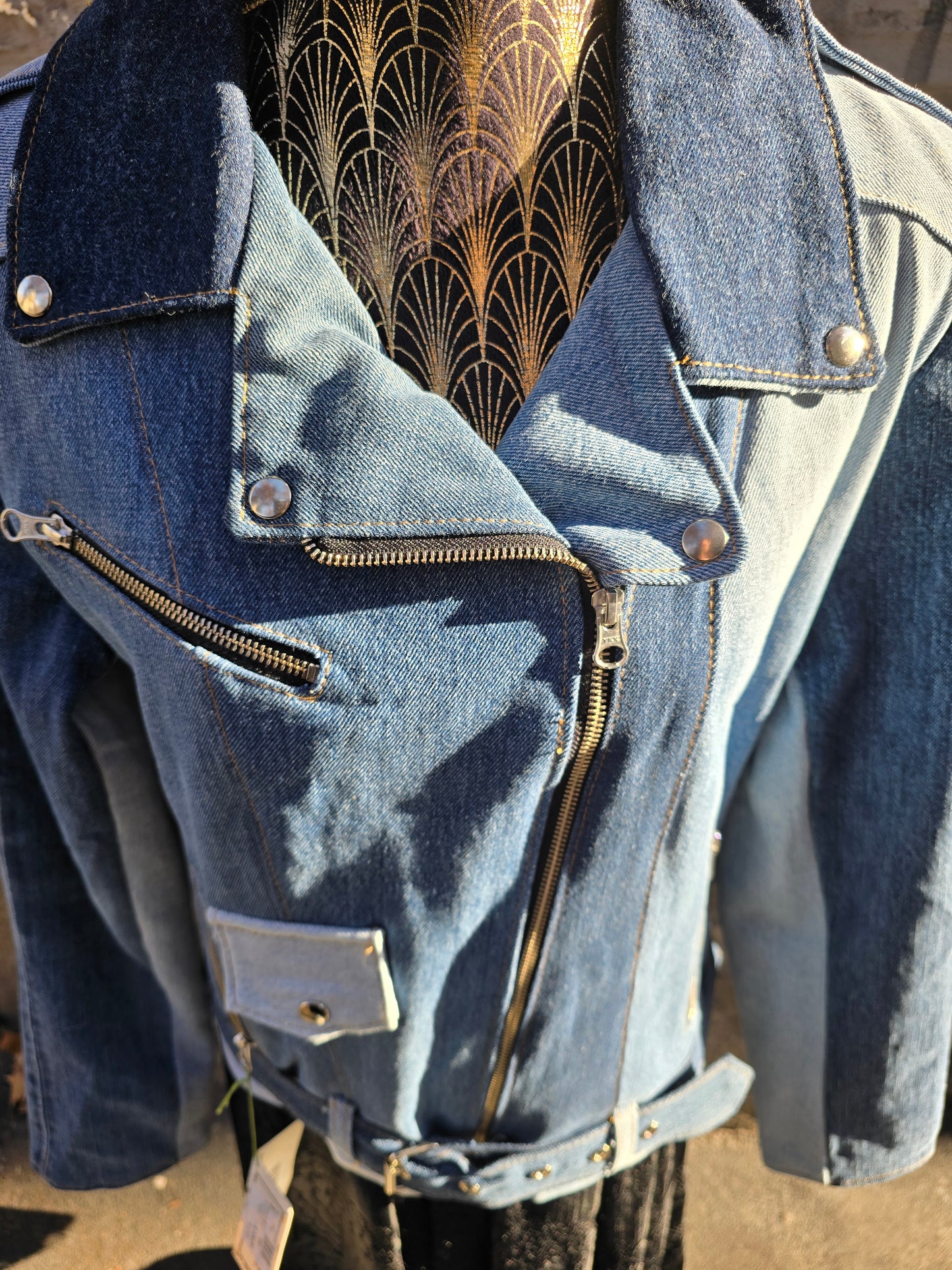 Giacca vintage in jeans modello chiodo