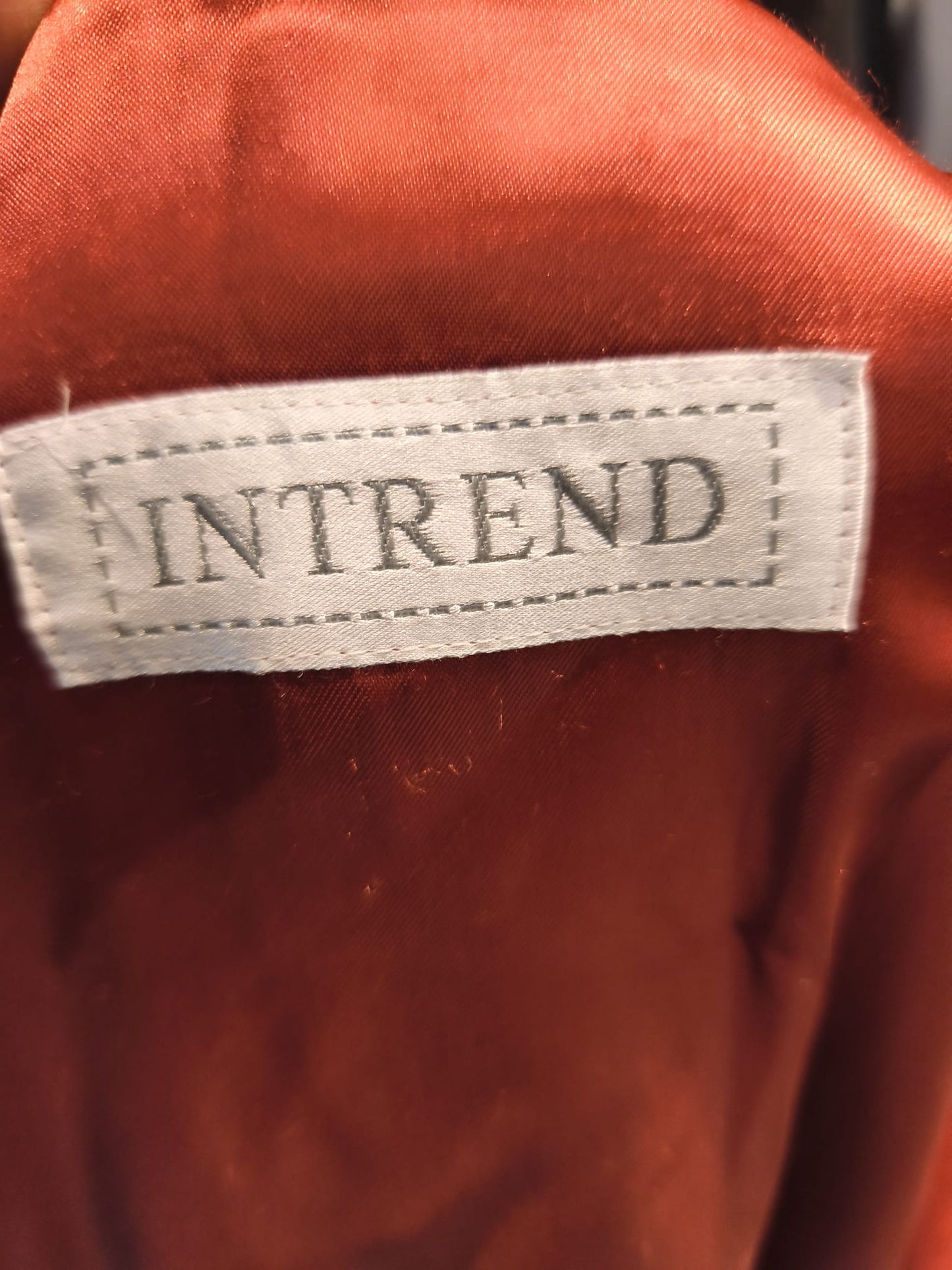 Cappotto donna rosso borgogna in lana vintage Intrend