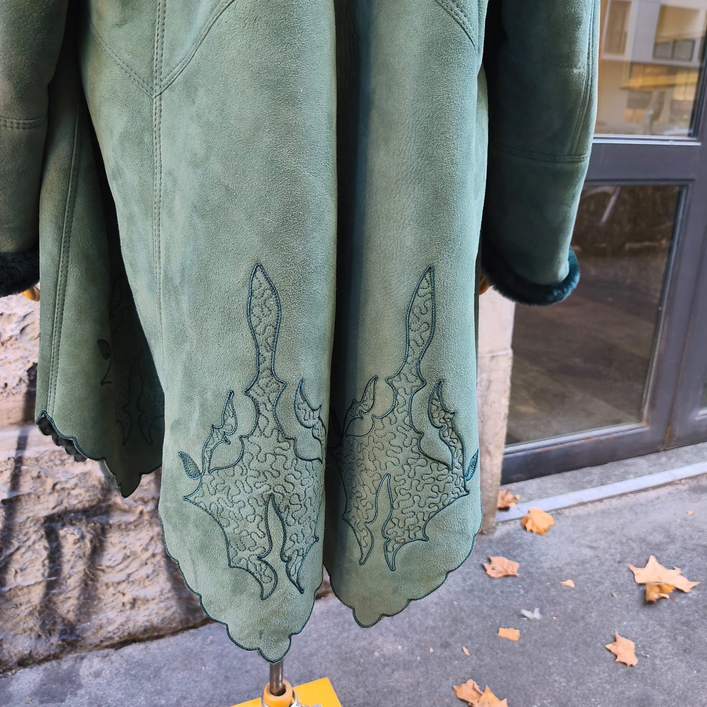 Montone shearling vintage verde smeraldo con ricami