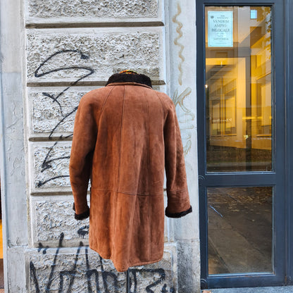 Montone shearling vintage marrone con ricami