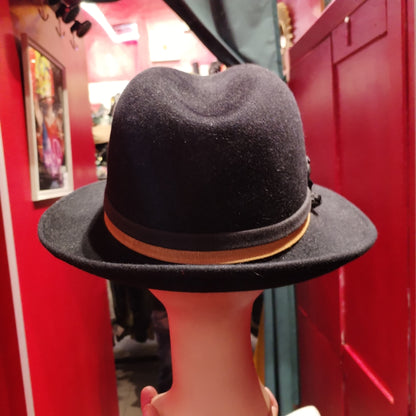 Cappello vintage in lana nero modello fedora