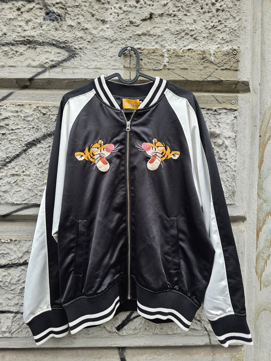 Bomber Tigger Tokio resort