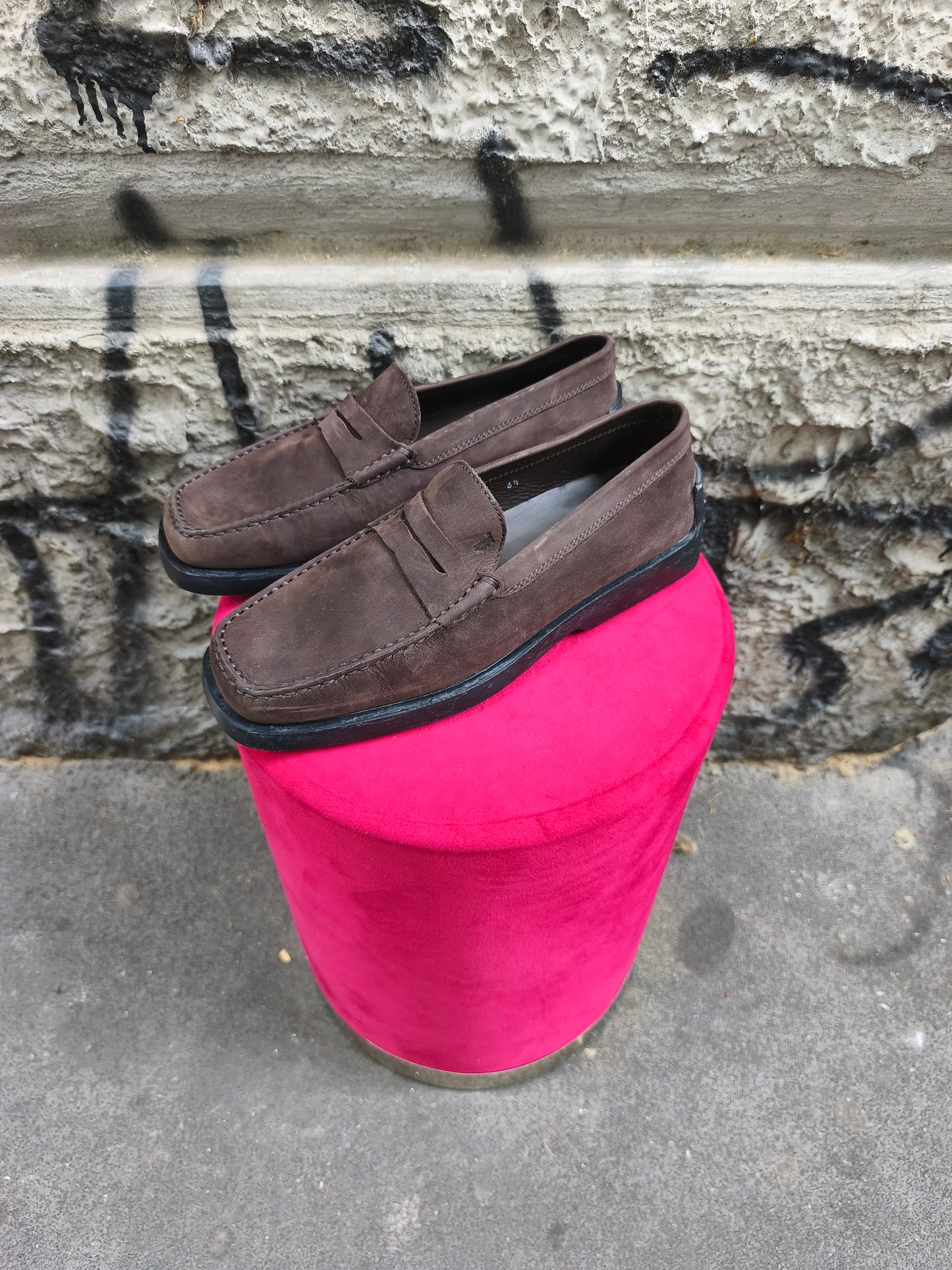 Mocassino vintage Tod's taglia 41 marrone scamosciato. Mai indossato