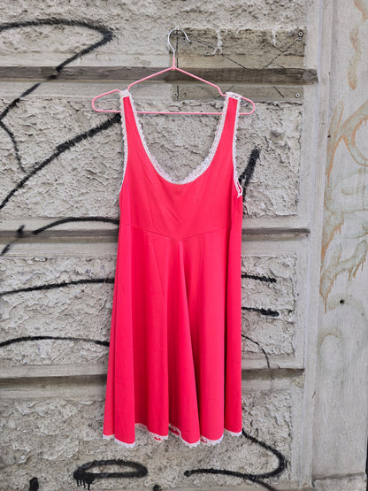 Sottoveste vintage ciliegia con pizzo