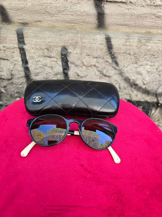 Occhiale da sole vintage Chanel