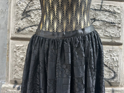 Gonna vintage in pizzo nero