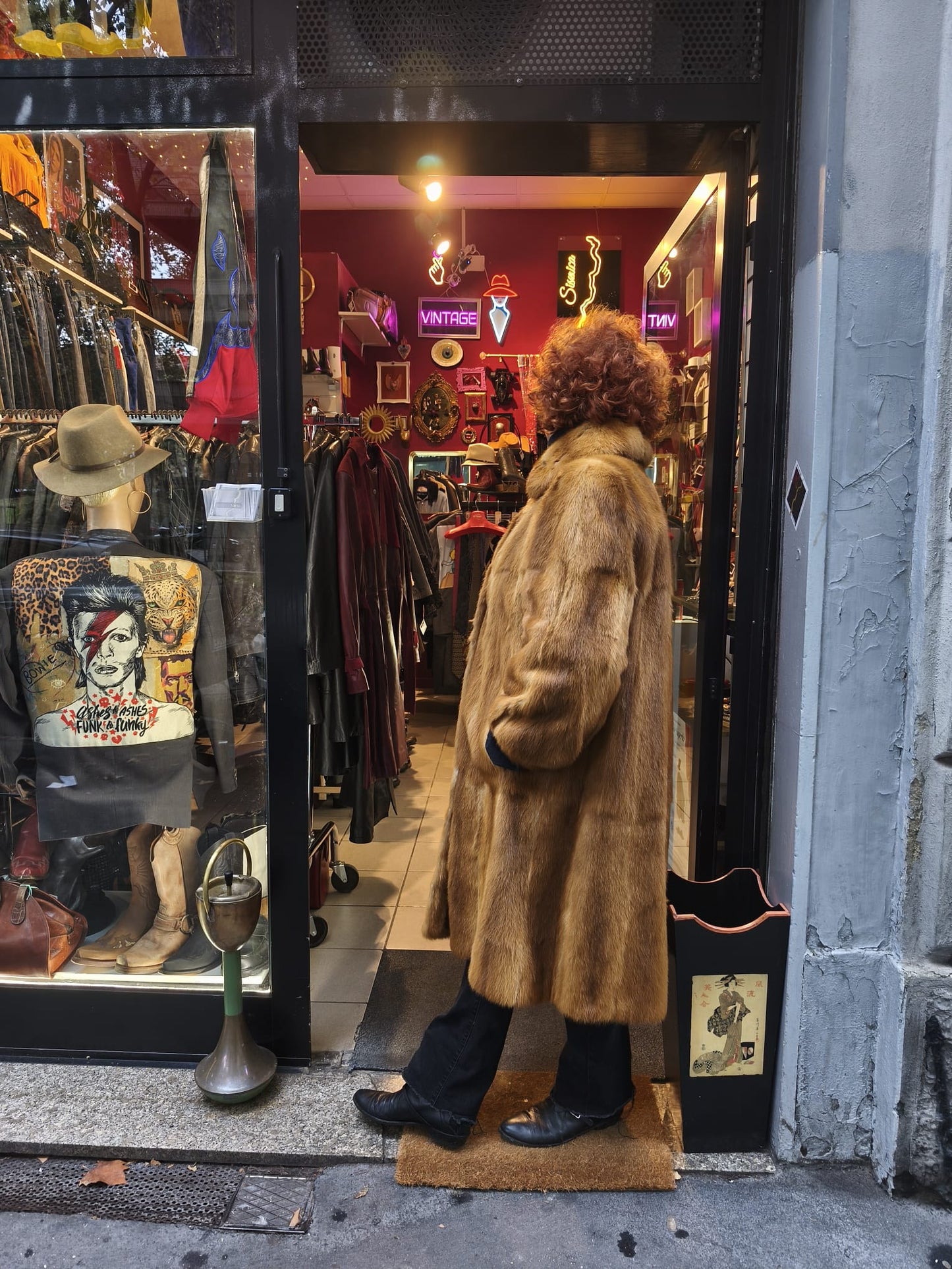 Pelliccia da donna lunga vintage in visone color miele