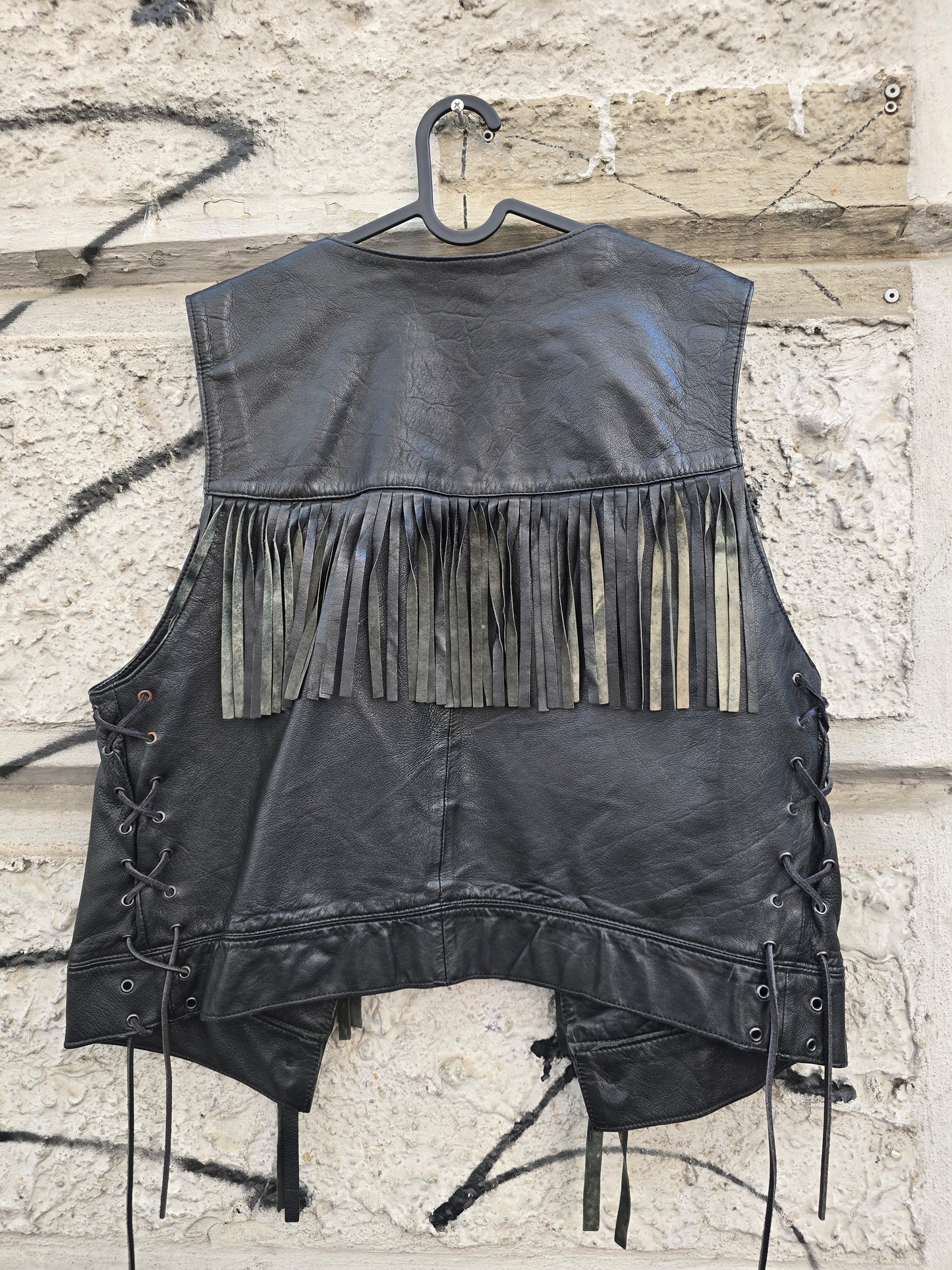 Gilet vintage in pelle frangiato