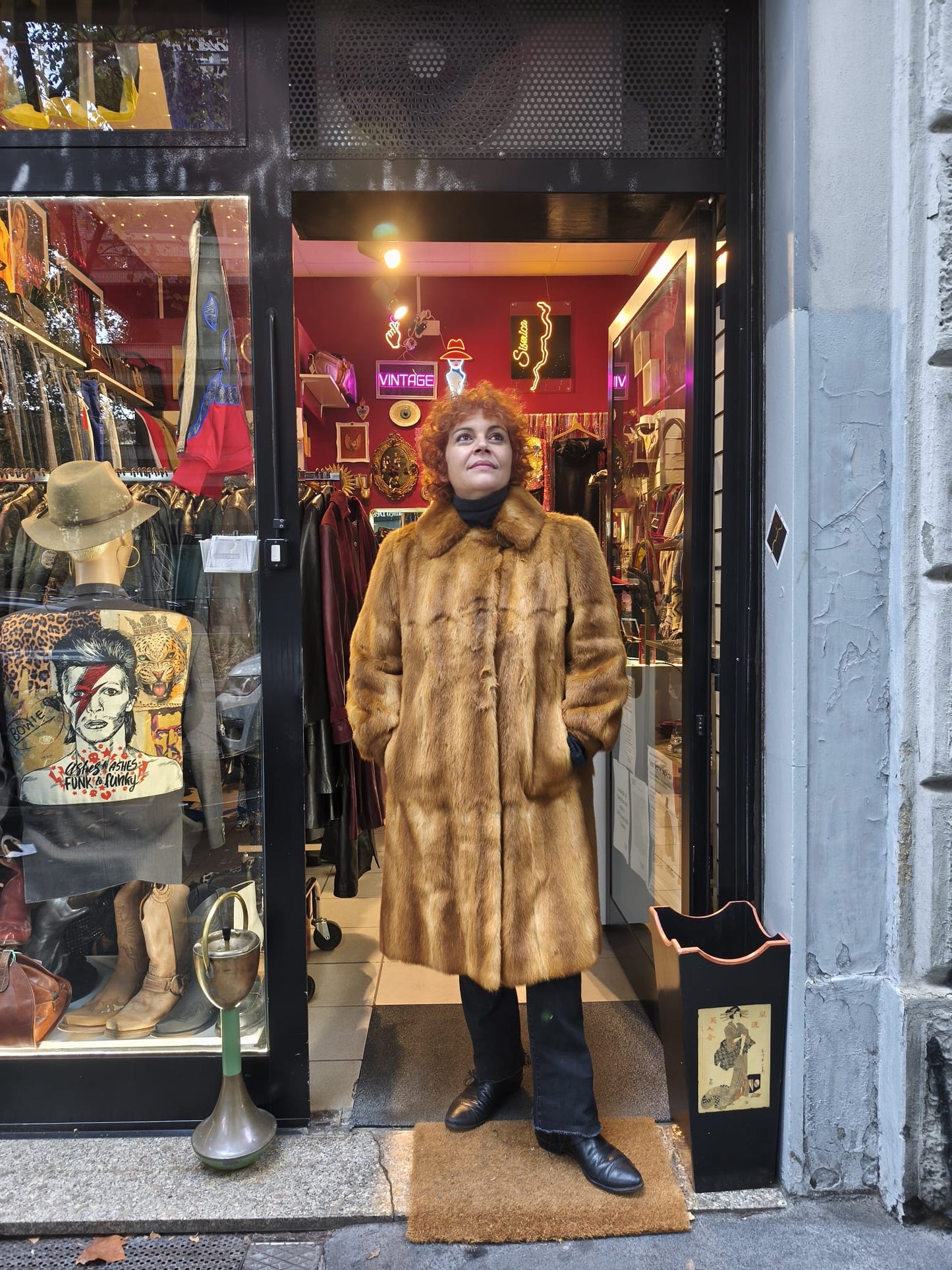 Pelliccia da donna lunga vintage in visone color miele