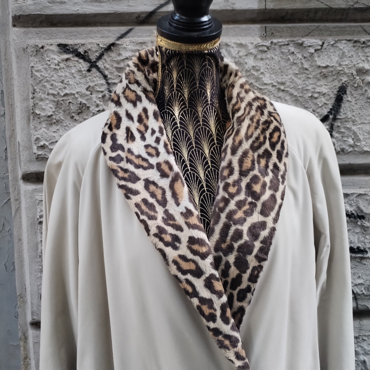 Cappotto donna beige Max Mara con collo maculato