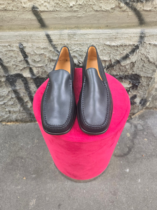 Mocassino vintage Tod's taglia 41 nero mai indossato