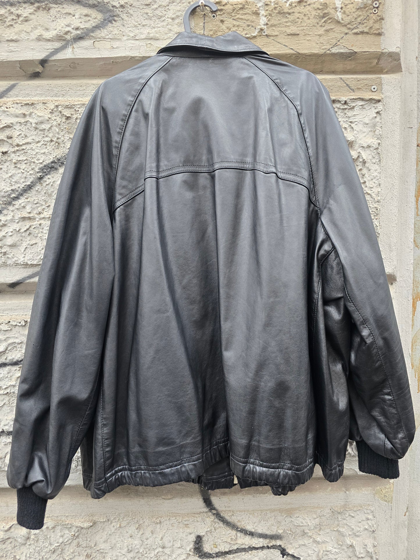 Bomber vintage anni 80 in vera pelle nera