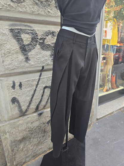 Pantalone in lino con doppia pinces