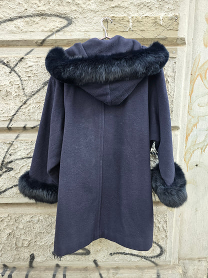 Cappotto vintage blu,profilato in pelliccia con cappuccio