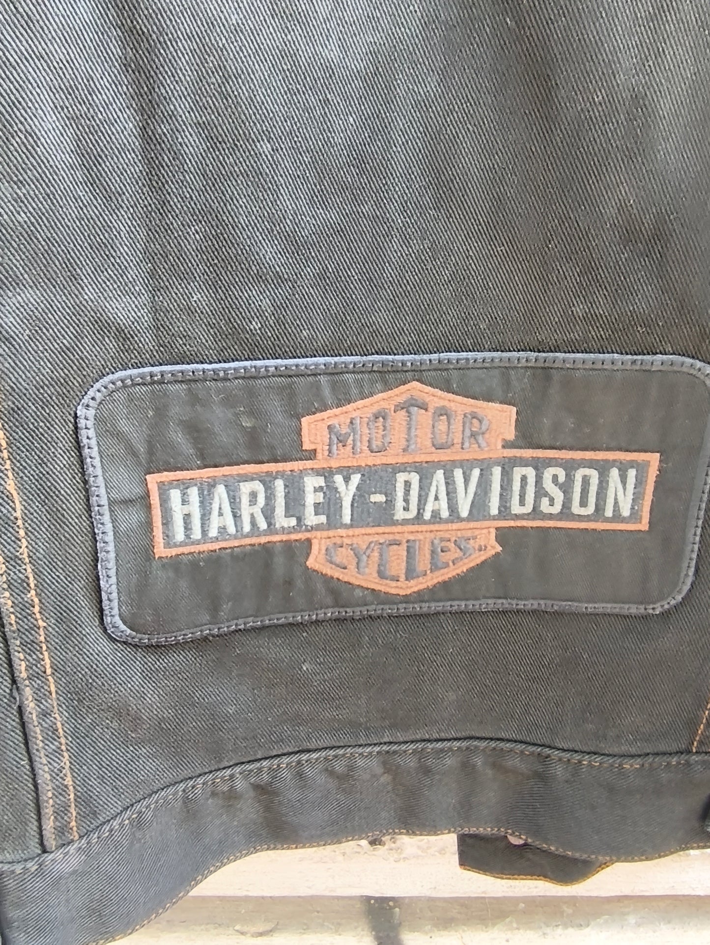 Giacca in denim vintage  con maniche in pelle Harley Davidson