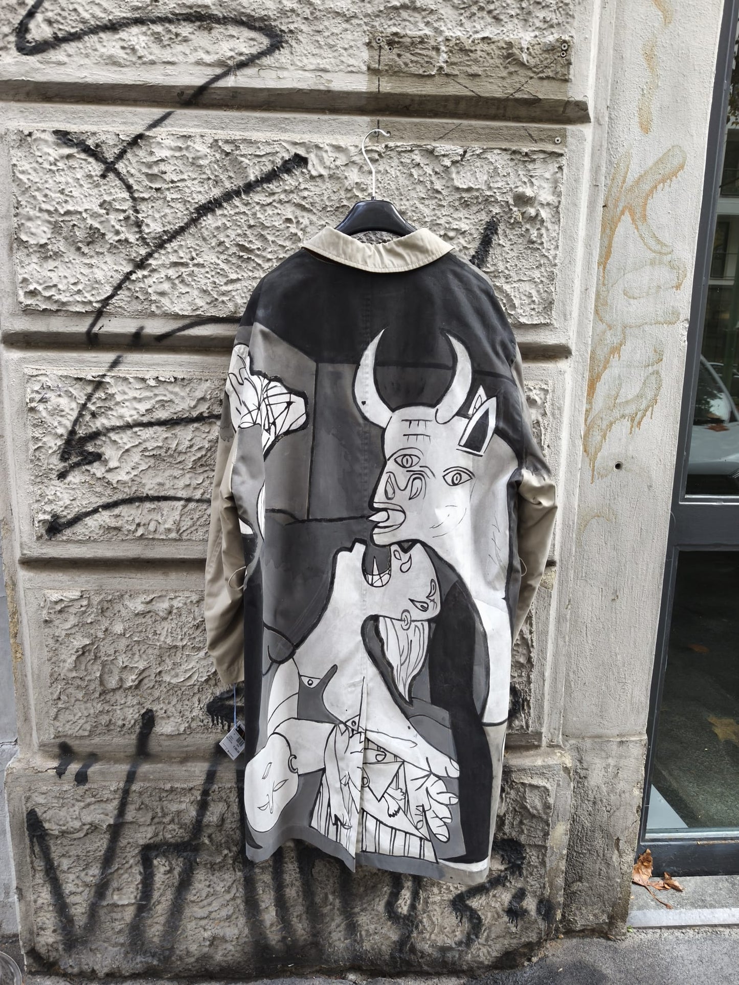 Trench uomo vintage a tema Picasso dipinto a mano