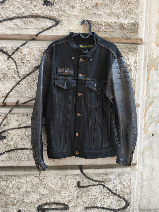 Giacca in denim vintage  con maniche in pelle Harley Davidson