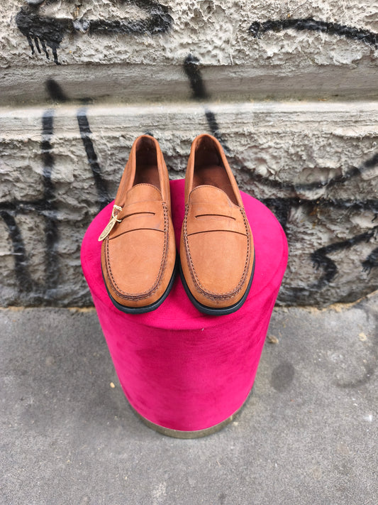 Mocassino vintage Tod's taglia 41 marrone chiaro scamosciato, mai indossato