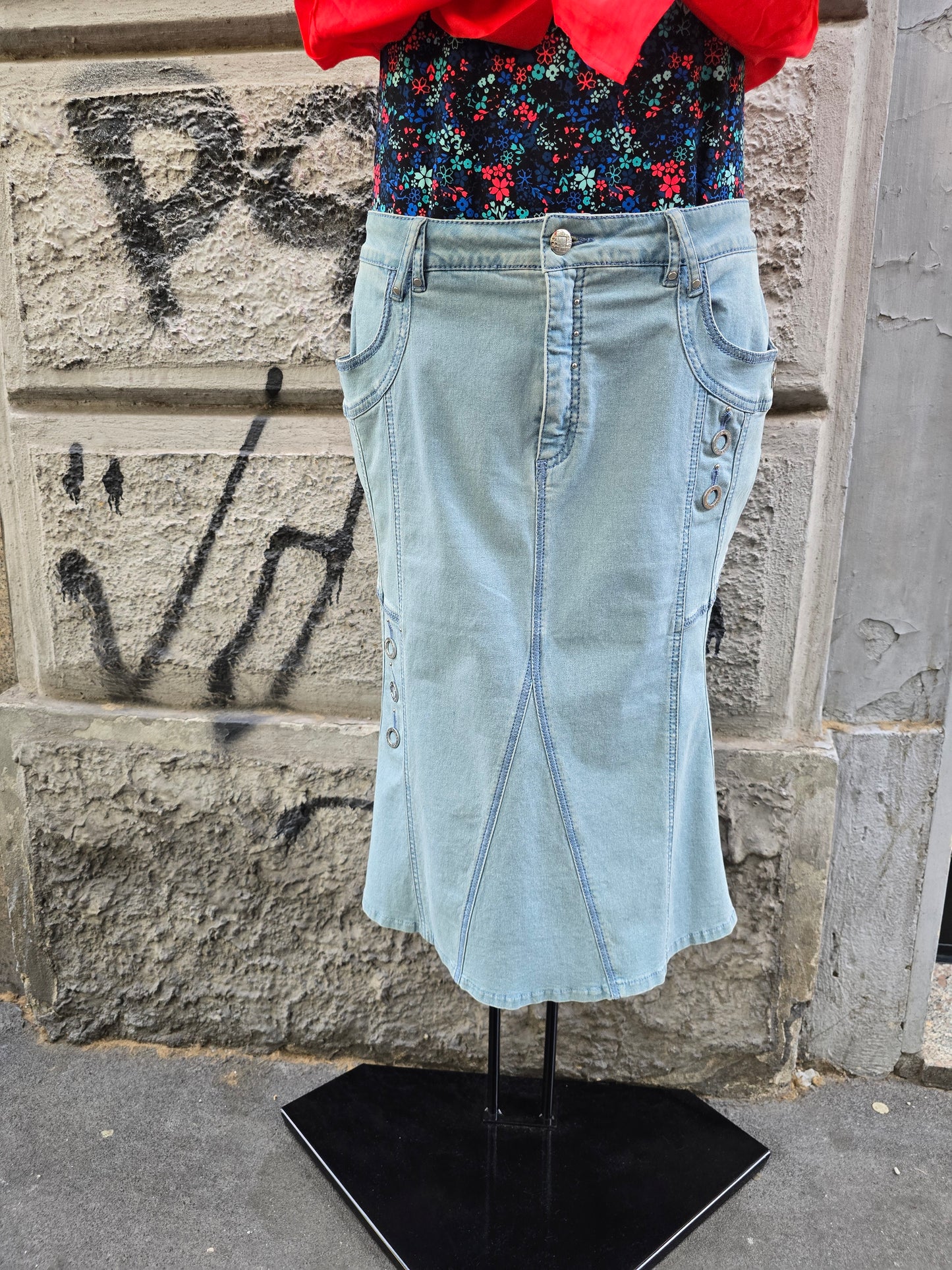 Gonna vintage in jeans
