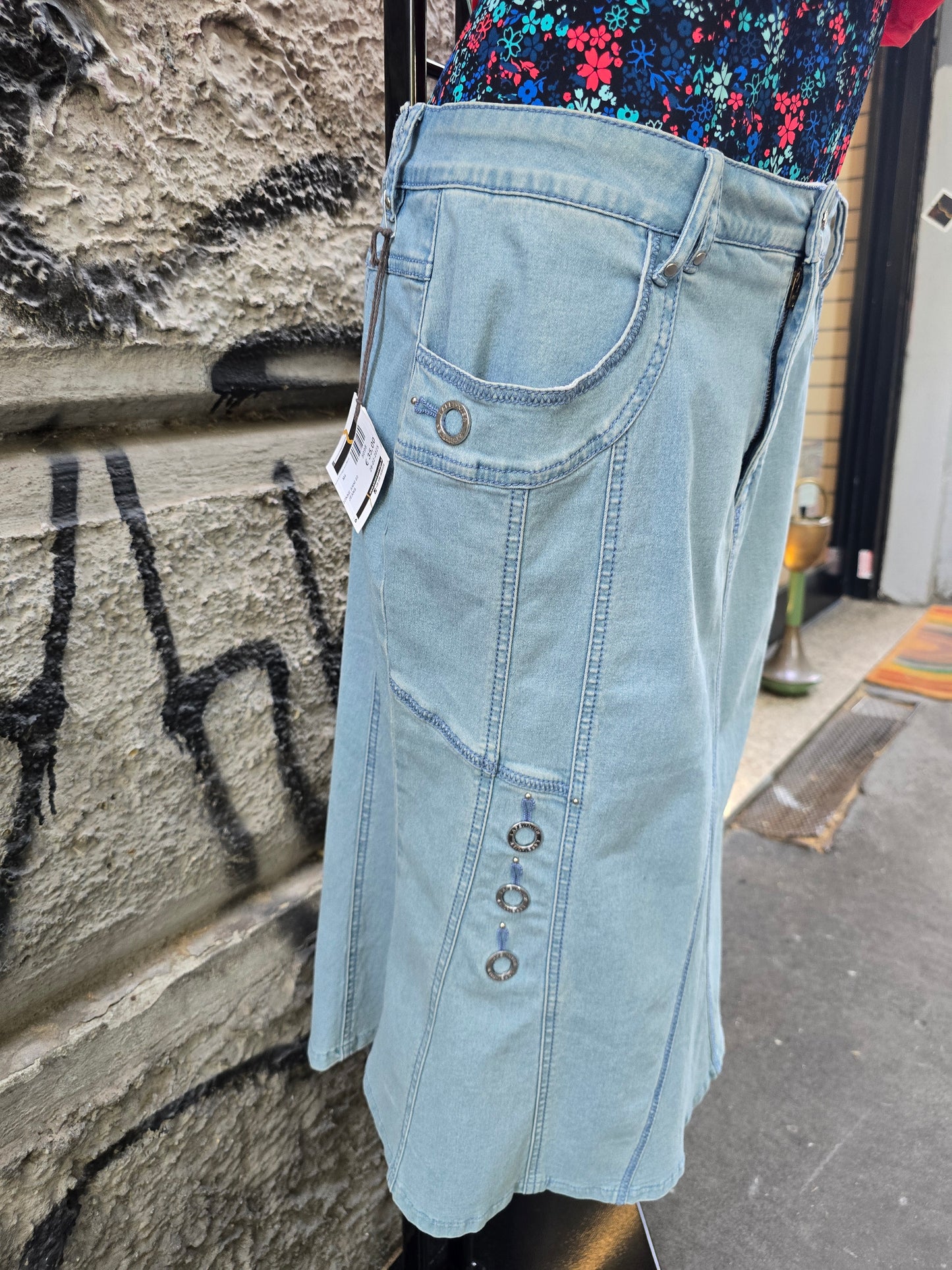 Gonna vintage in jeans