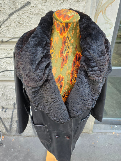 Giacca vintage in vera pelle con collo in pelliccia